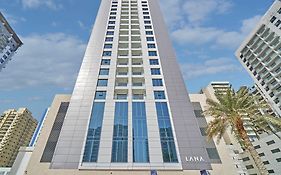 Stella Stays Lana Tower